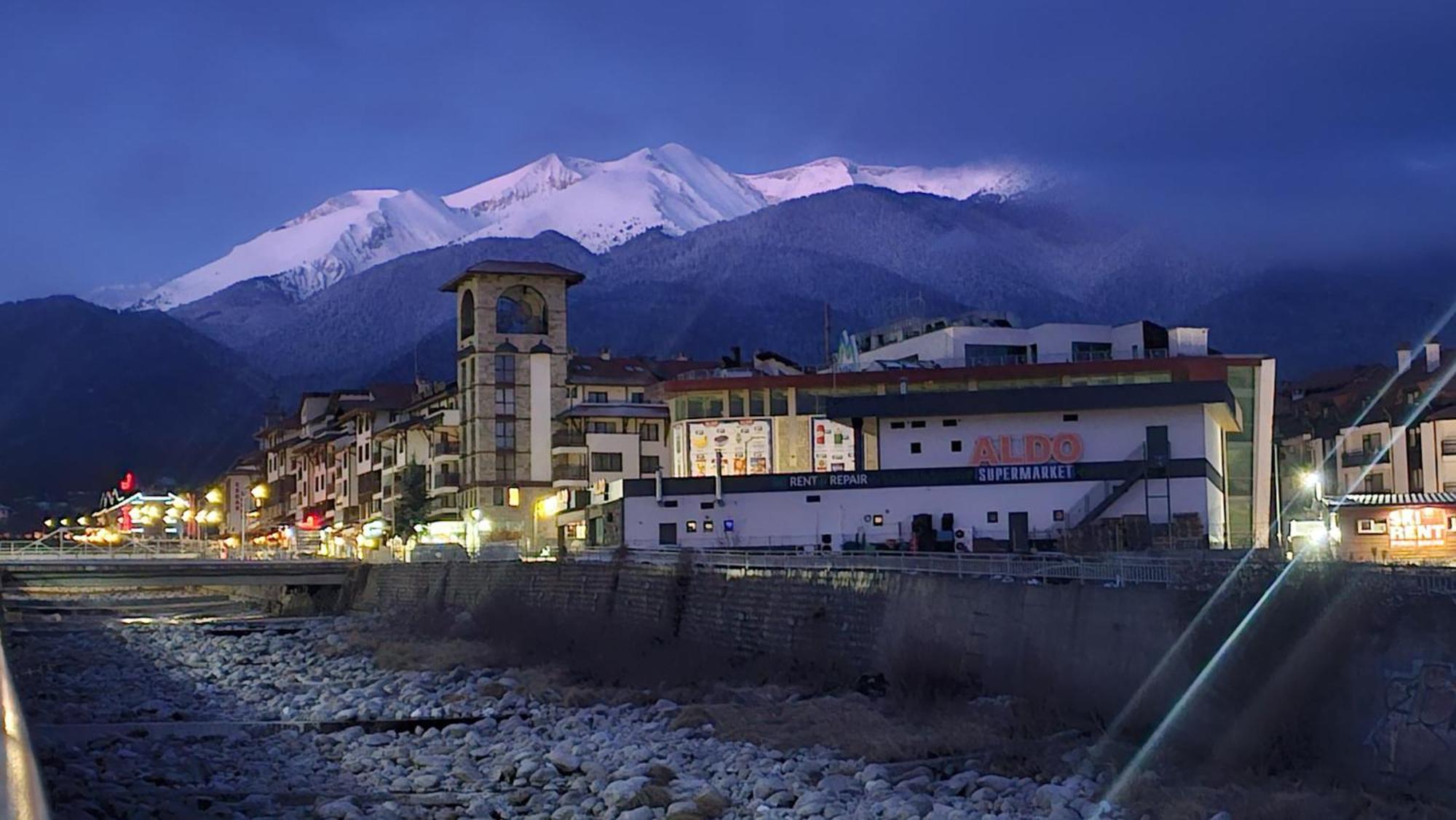 Next To Gondola. Cosy & Elegant 2 Bedroom Apartment In Neon Complex Bansko Extérieur photo